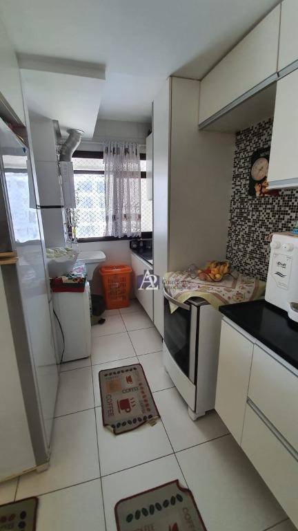 Apartamento à venda com 3 quartos, 77m² - Foto 26