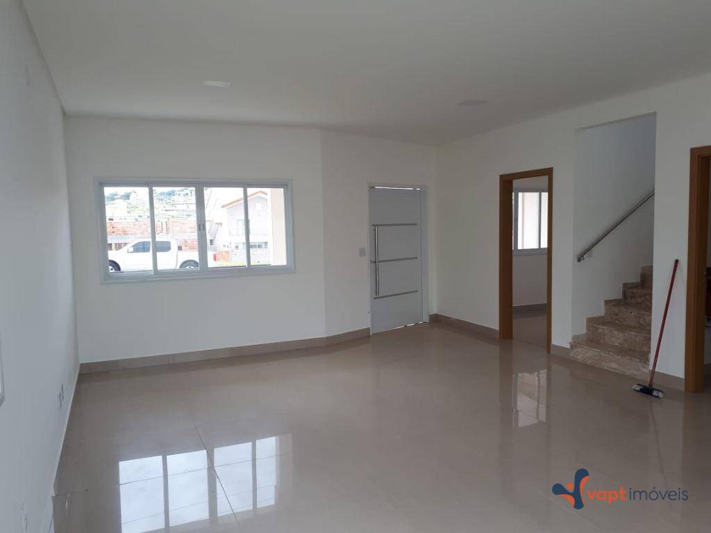 Sobrado à venda com 3 quartos, 240m² - Foto 3