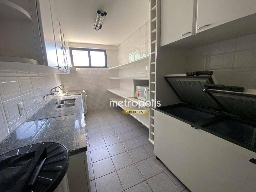 Apartamento à venda com 4 quartos, 206m² - Foto 47