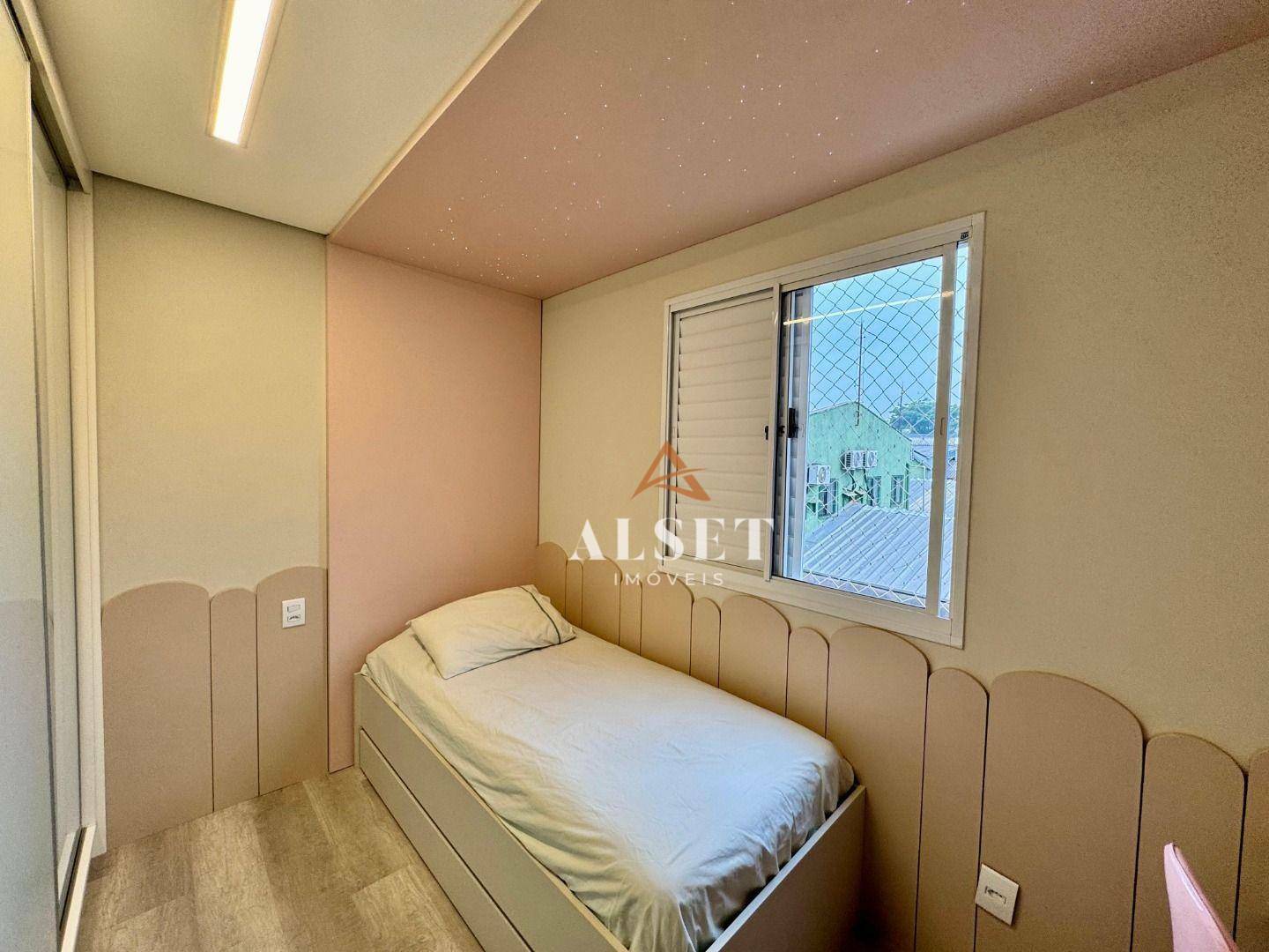 Apartamento à venda com 3 quartos, 113m² - Foto 15