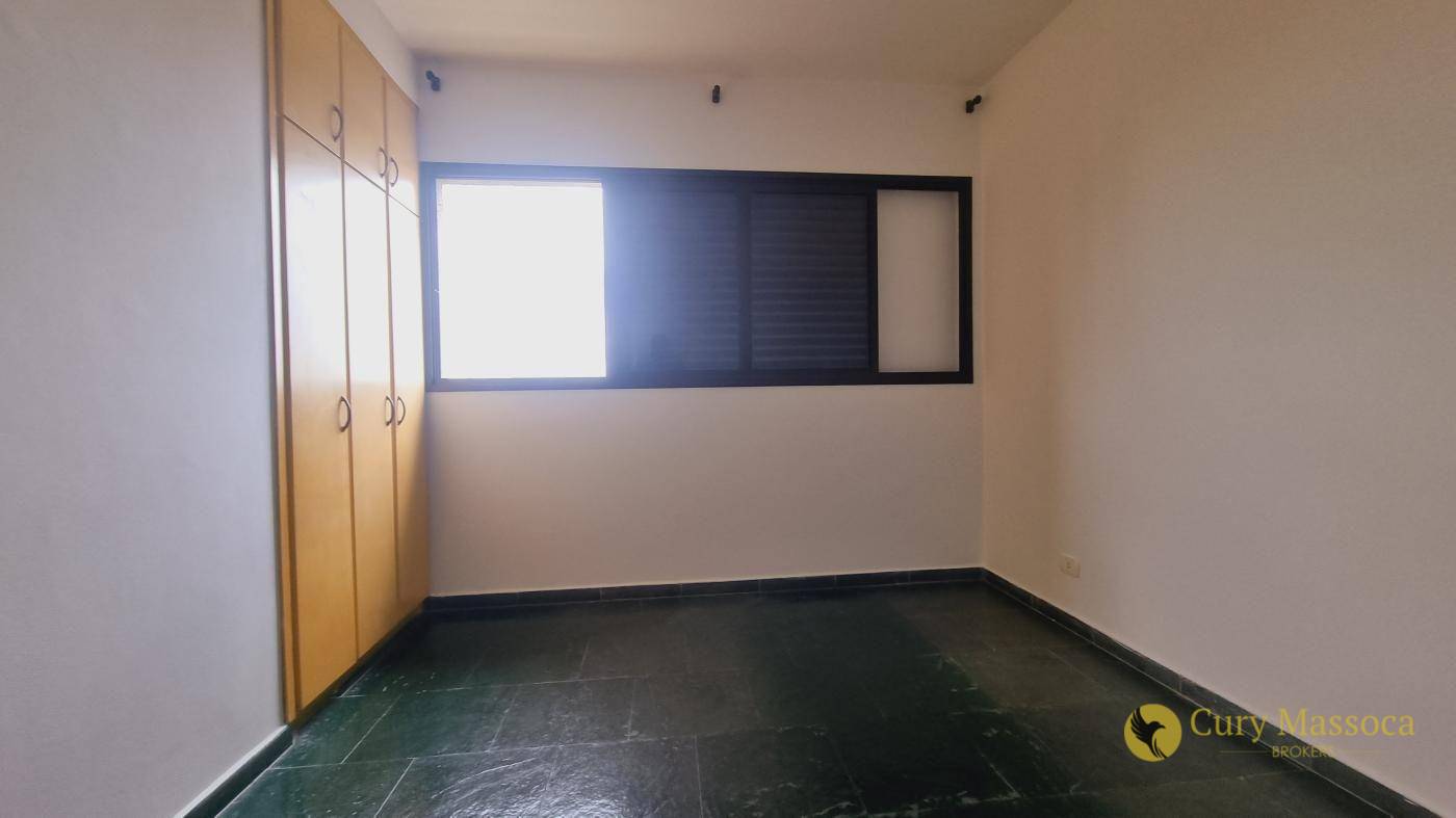 Apartamento à venda com 3 quartos, 95m² - Foto 18