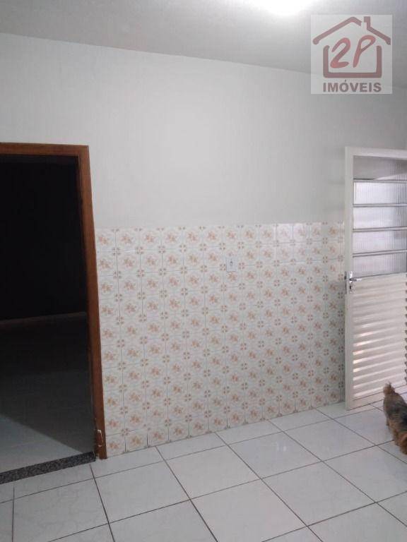 Casa à venda com 4 quartos, 250m² - Foto 20