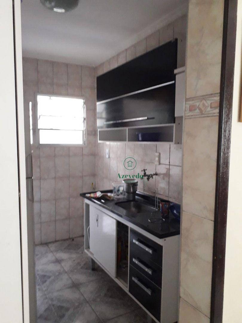 Apartamento à venda com 2 quartos, 62m² - Foto 4