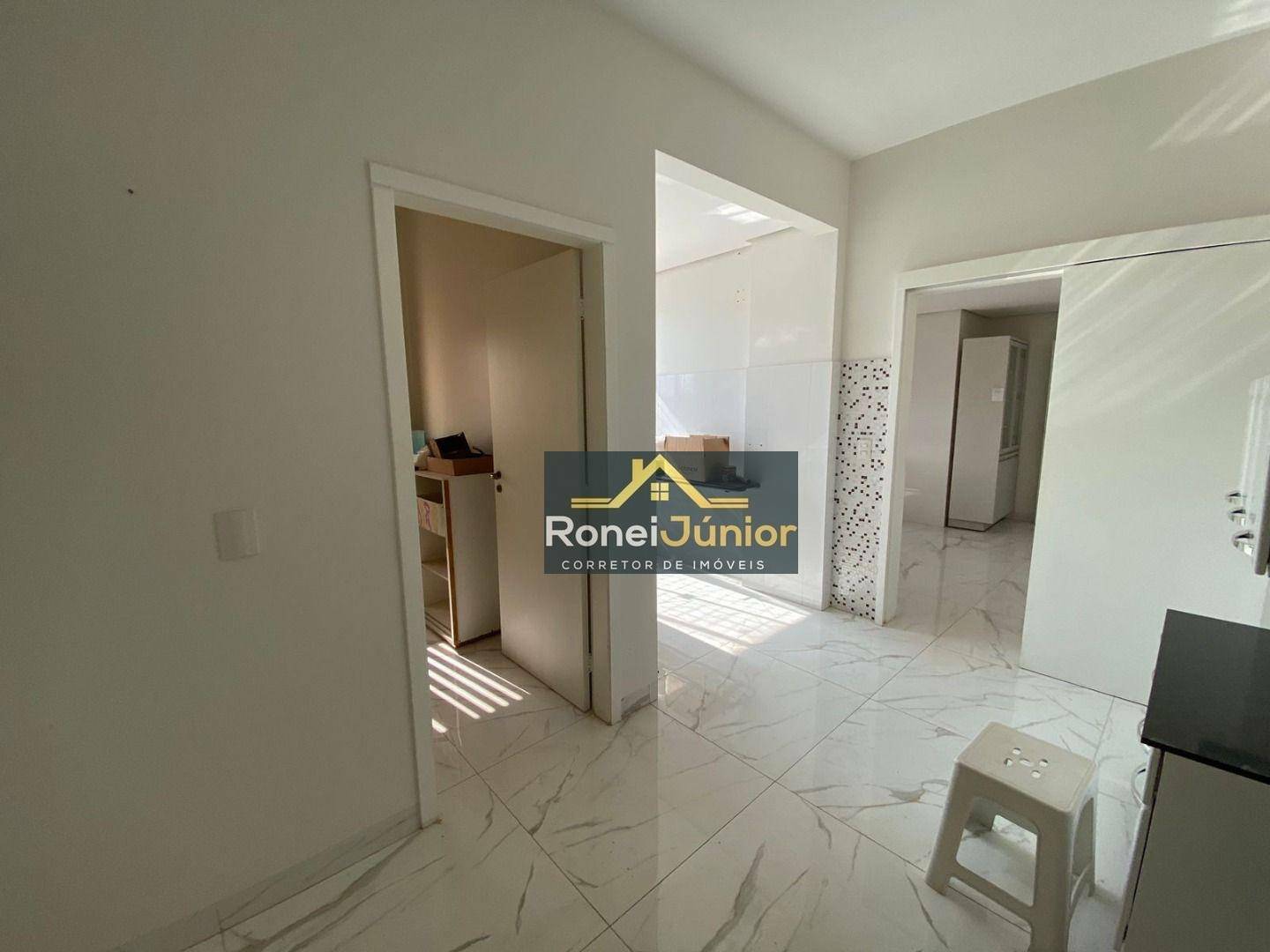 Apartamento à venda com 3 quartos, 170m² - Foto 11