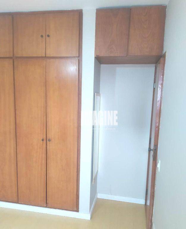 Apartamento para alugar com 2 quartos, 67m² - Foto 7