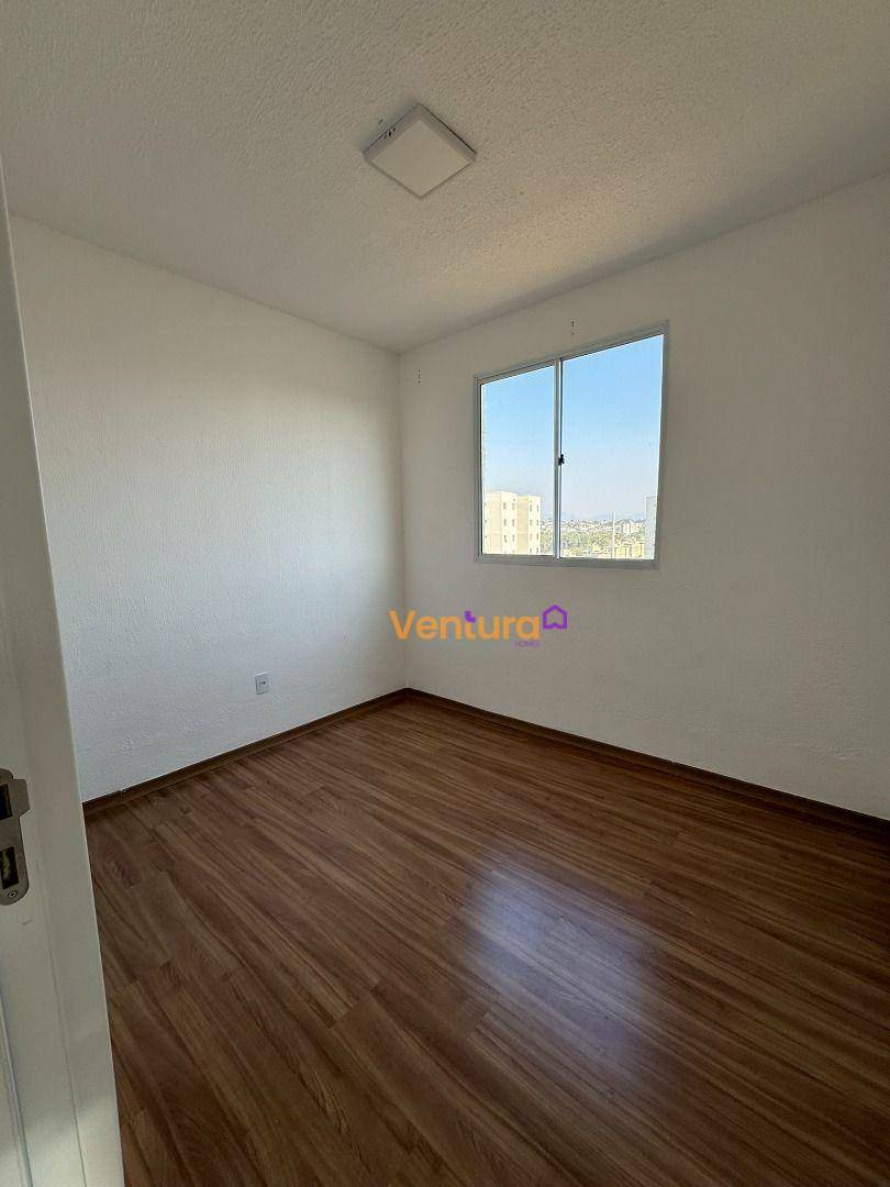 Apartamento para alugar com 2 quartos, 42m² - Foto 3