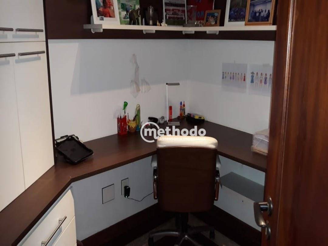 Casa de Condomínio à venda com 4 quartos, 380m² - Foto 12