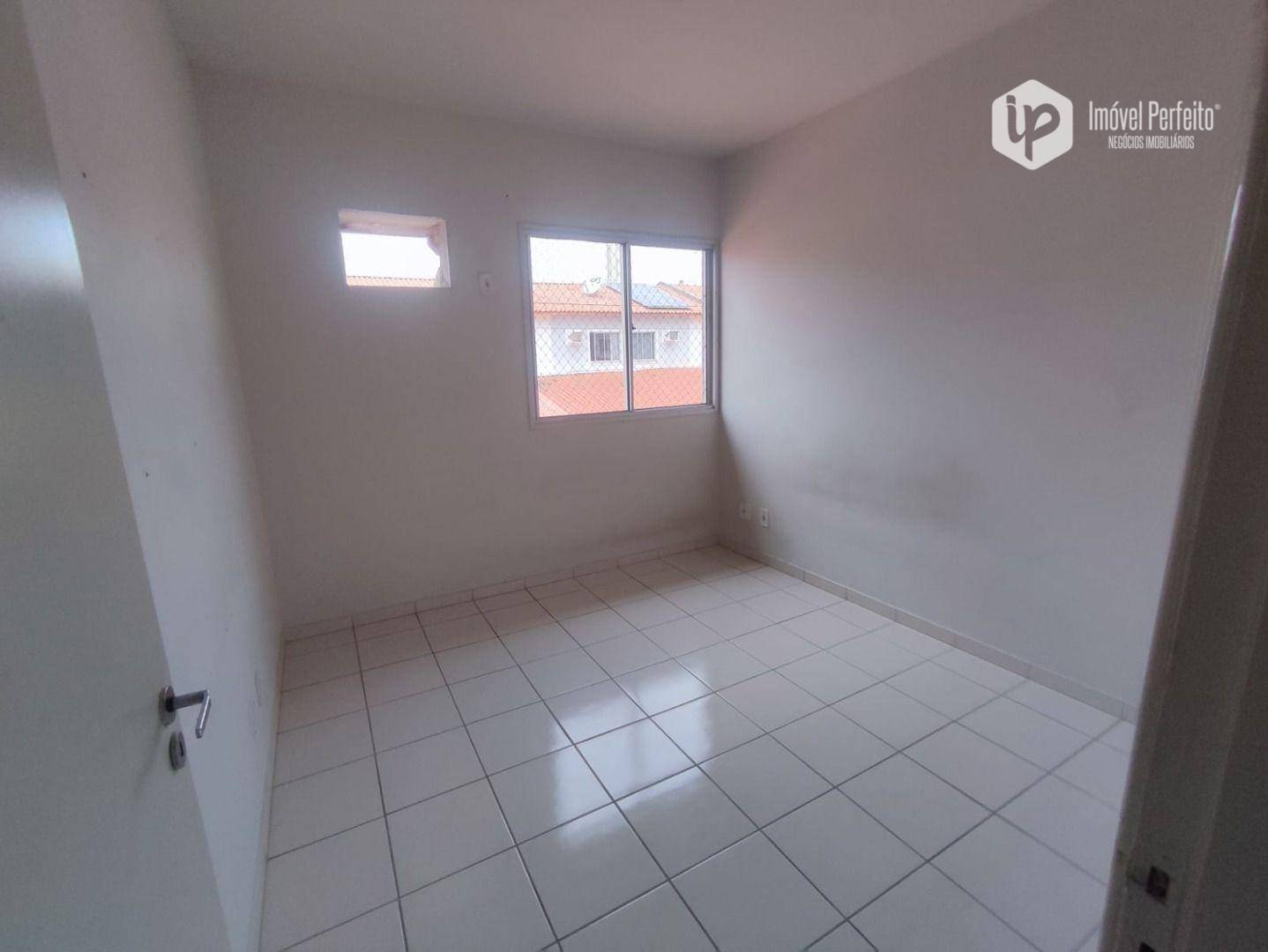 Casa de Condomínio para alugar com 2 quartos, 66m² - Foto 4