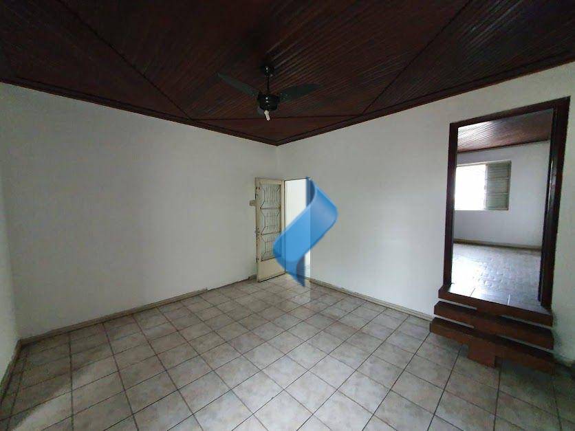 Casa à venda com 2 quartos, 90m² - Foto 6