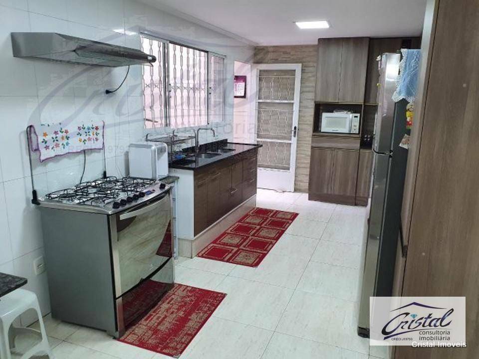 Casa à venda com 6 quartos, 228m² - Foto 30