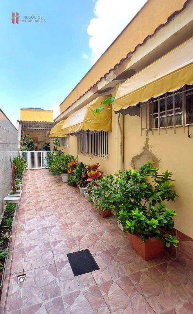 Casa à venda com 3 quartos, 350m² - Foto 22