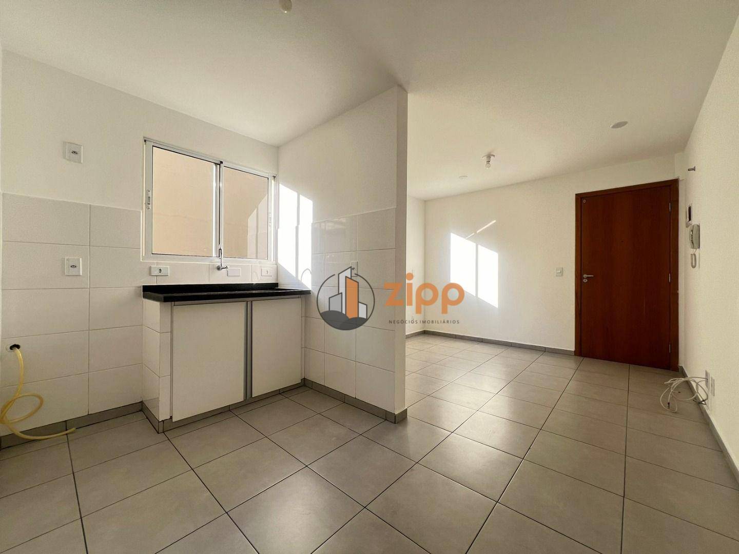 Apartamento para alugar com 1 quarto, 39m² - Foto 4