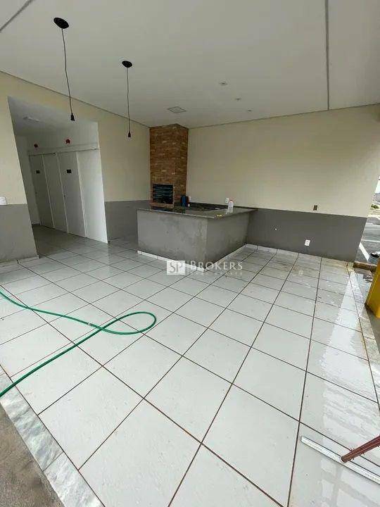 Apartamento à venda com 2 quartos, 44m² - Foto 10