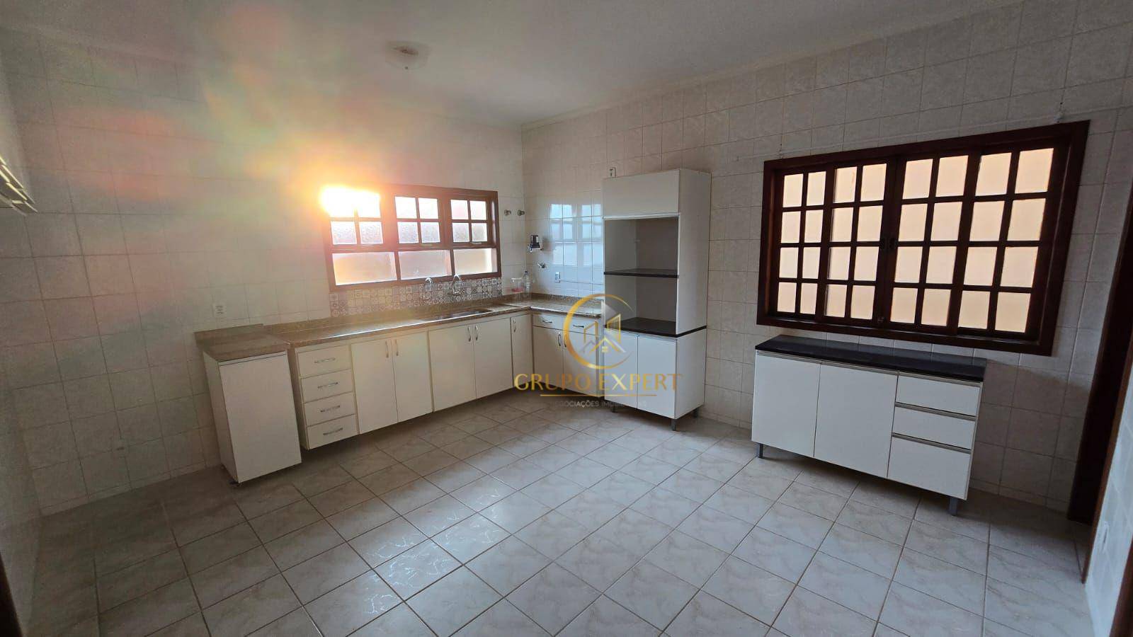 Sobrado para alugar com 4 quartos, 180m² - Foto 19