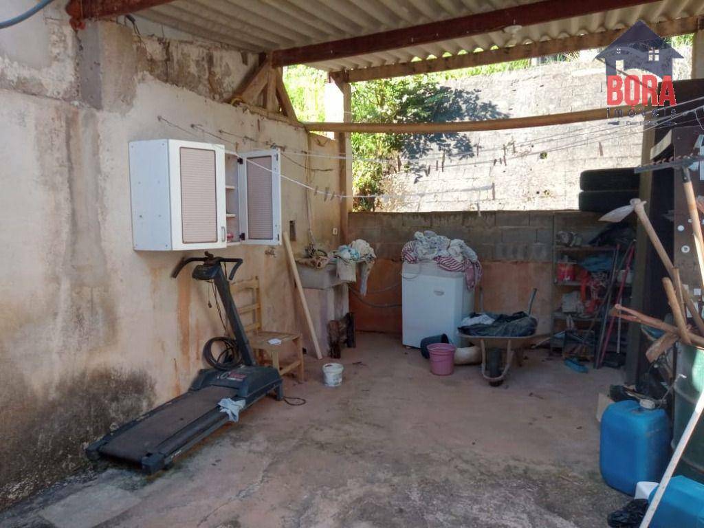 Chácara à venda com 2 quartos, 178m² - Foto 18