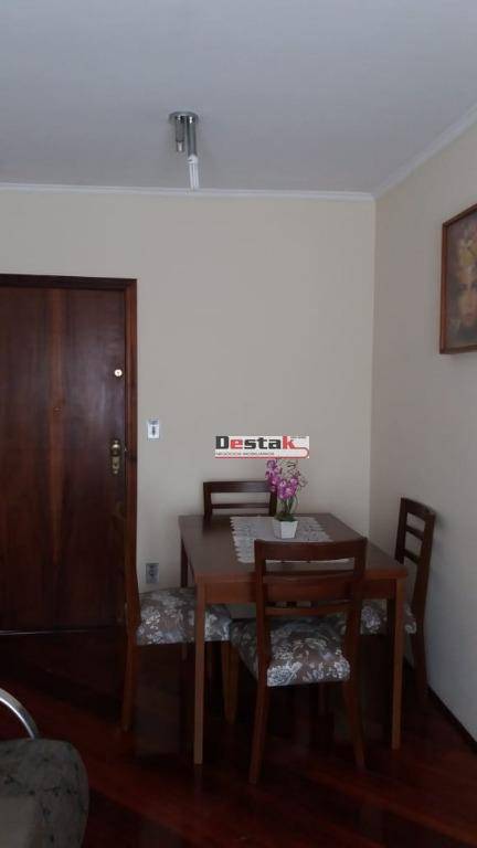 Apartamento à venda com 2 quartos, 54m² - Foto 1