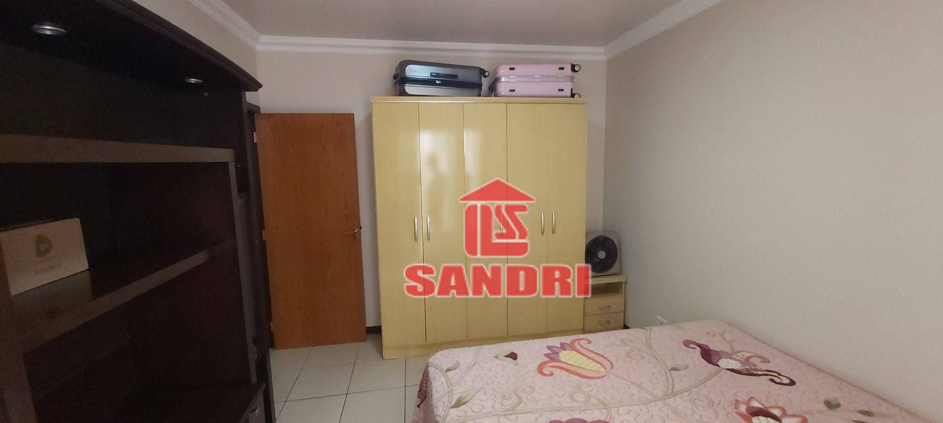 Casa à venda com 4 quartos, 205m² - Foto 19