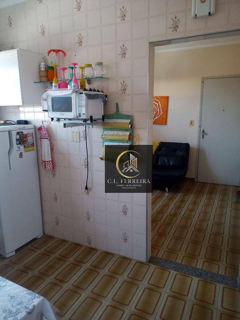 Apartamento à venda com 1 quarto, 40m² - Foto 11