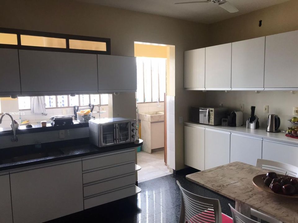 Apartamento à venda com 4 quartos, 258m² - Foto 6