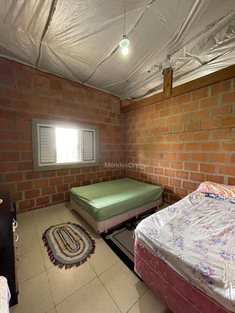 Chácara à venda com 4 quartos, 250m² - Foto 12