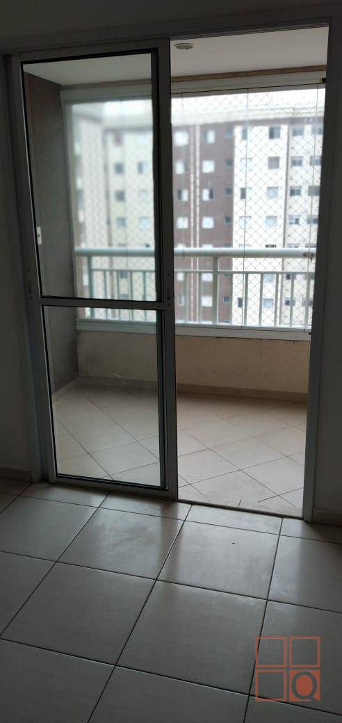 Apartamento à venda com 3 quartos, 65m² - Foto 1