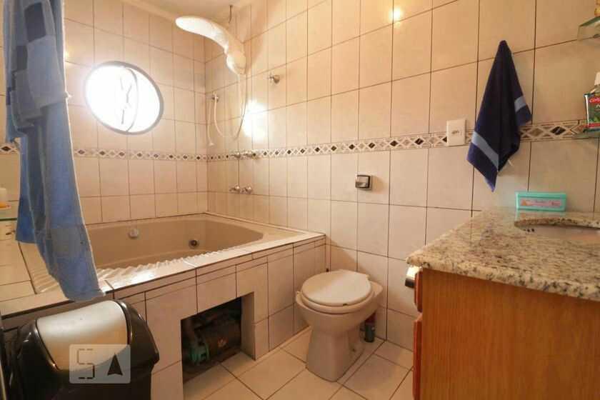 Casa à venda com 5 quartos, 127m² - Foto 42