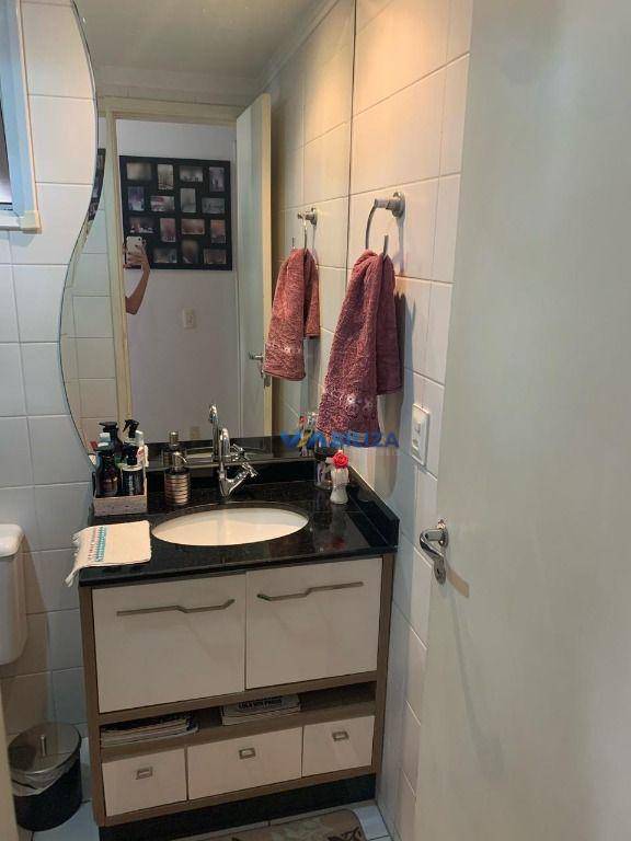 Apartamento à venda com 3 quartos, 69m² - Foto 16