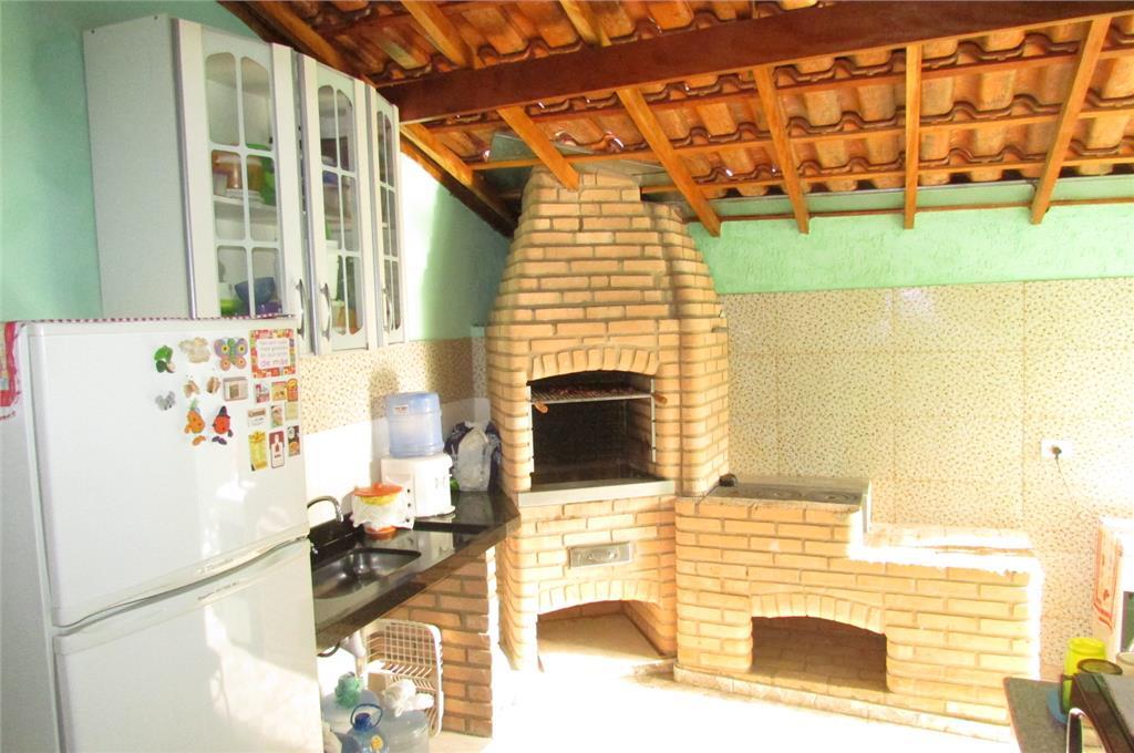 Casa à venda com 2 quartos, 156m² - Foto 29