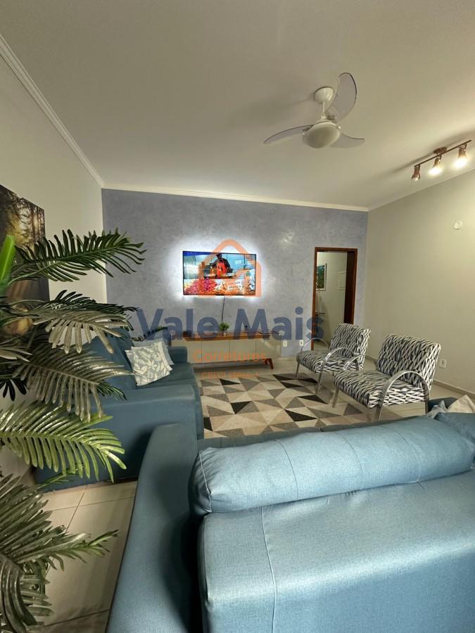 Casa à venda com 3 quartos, 252m² - Foto 4