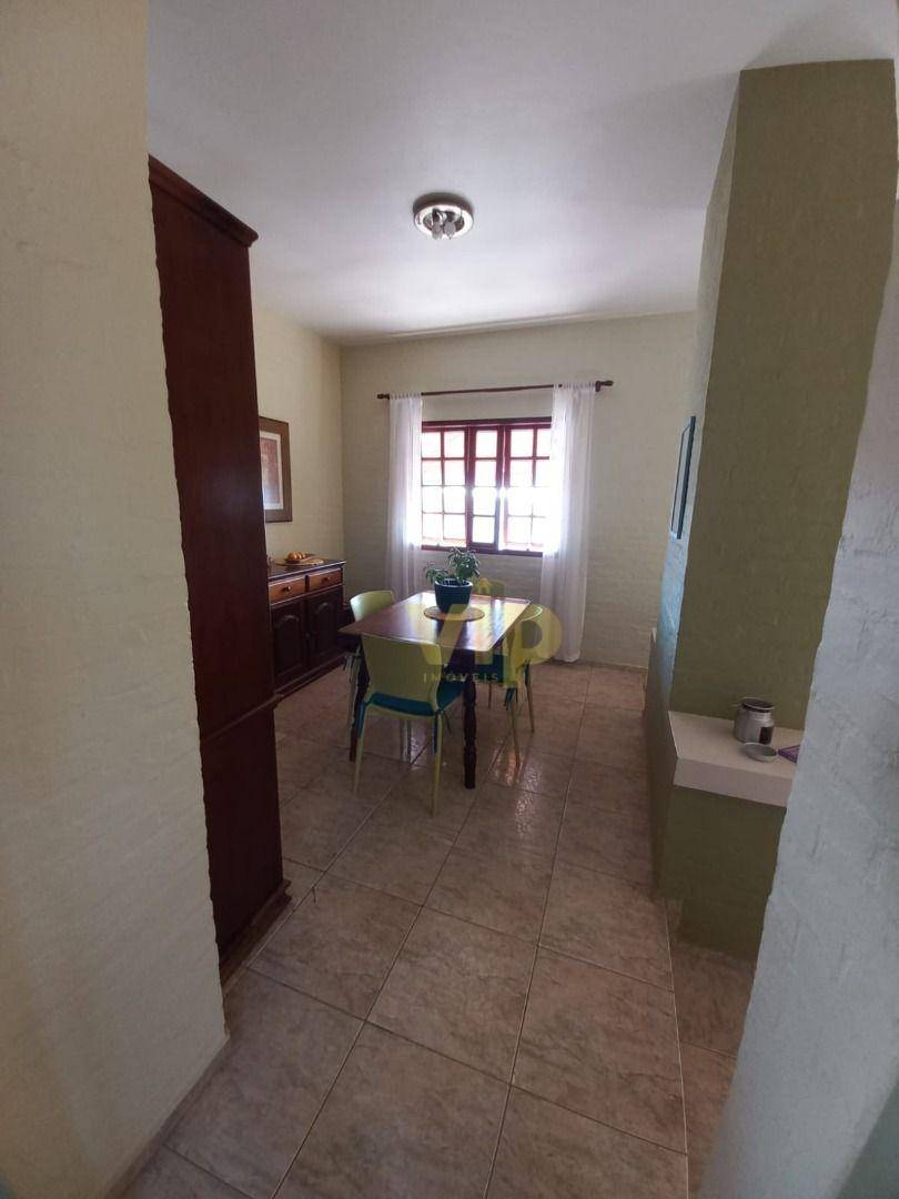 Casa à venda com 3 quartos, 222m² - Foto 7