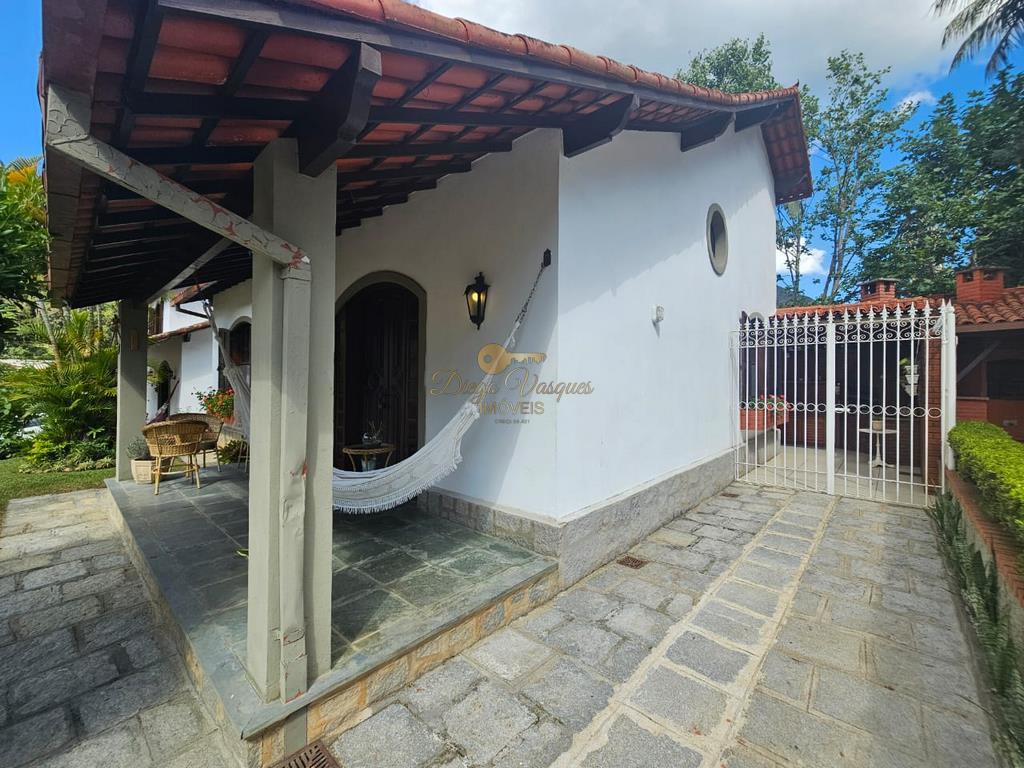 Casa de Condomínio à venda com 3 quartos, 177m² - Foto 4