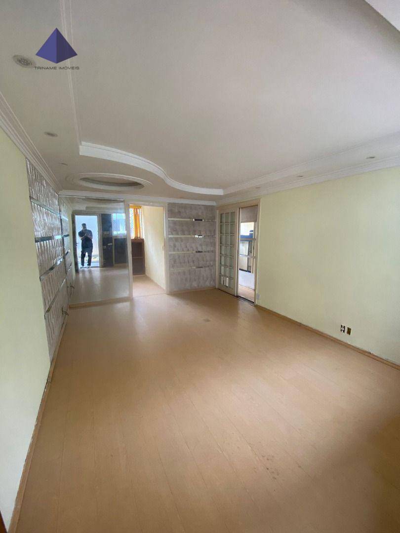 Apartamento à venda com 3 quartos, 63m² - Foto 4