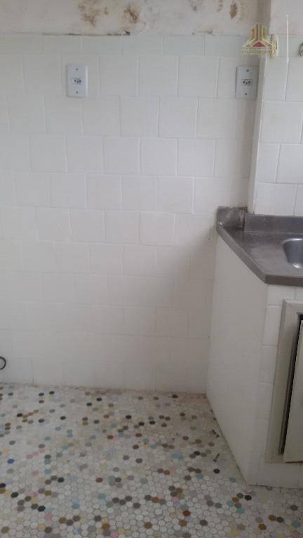 Apartamento à venda com 1 quarto, 30m² - Foto 6