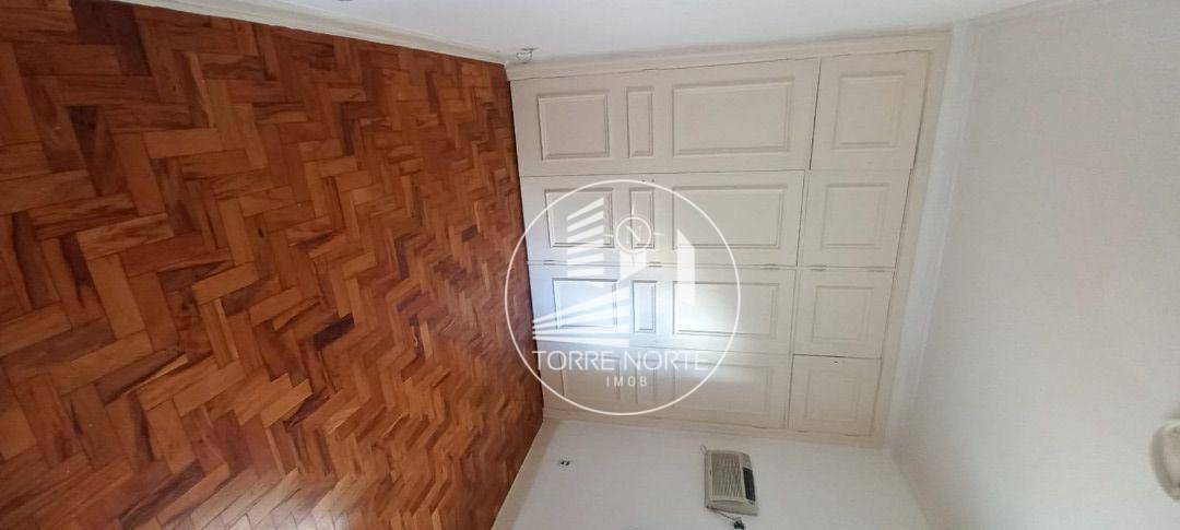 Apartamento para alugar com 2 quartos, 210m² - Foto 7