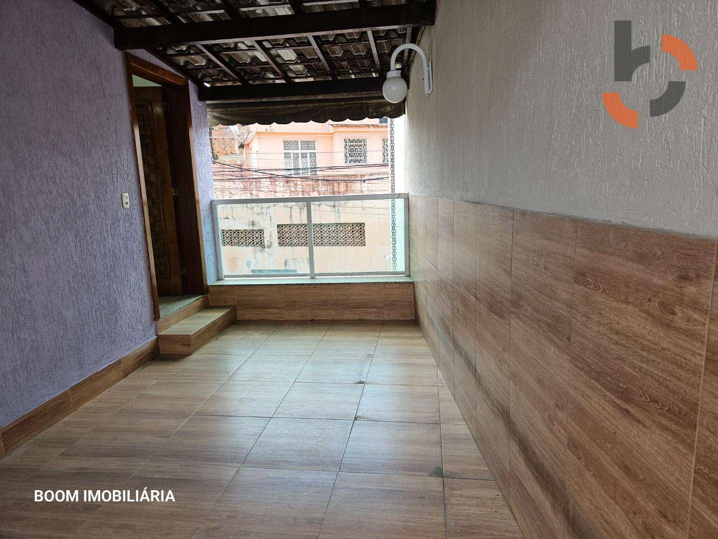 Casa à venda com 5 quartos, 218m² - Foto 47