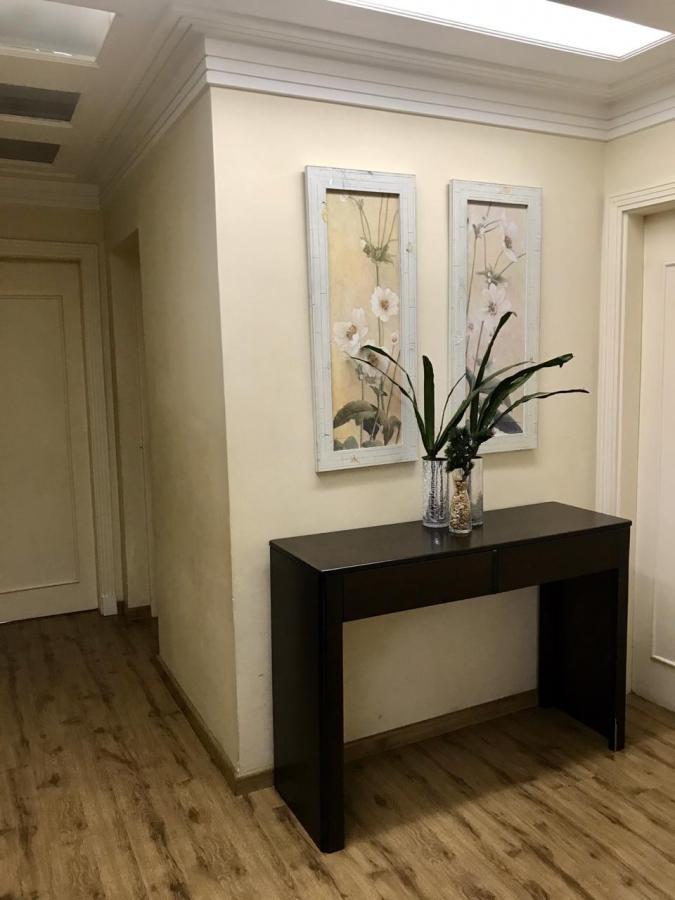 Apartamento à venda com 3 quartos, 150m² - Foto 2