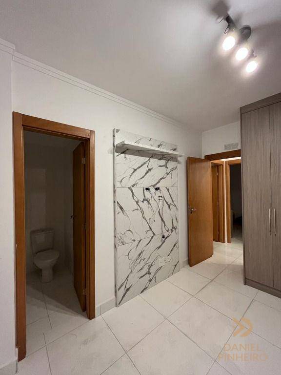 Apartamento à venda com 3 quartos, 114m² - Foto 16