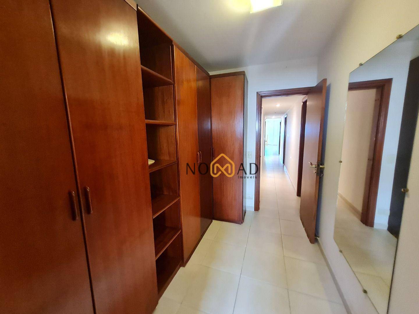 Apartamento à venda com 4 quartos, 198m² - Foto 31