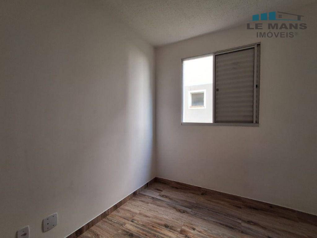 Apartamento à venda com 2 quartos, 46m² - Foto 4