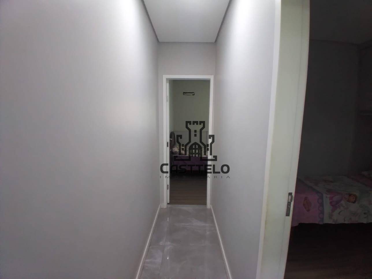 Casa à venda com 4 quartos, 102m² - Foto 8