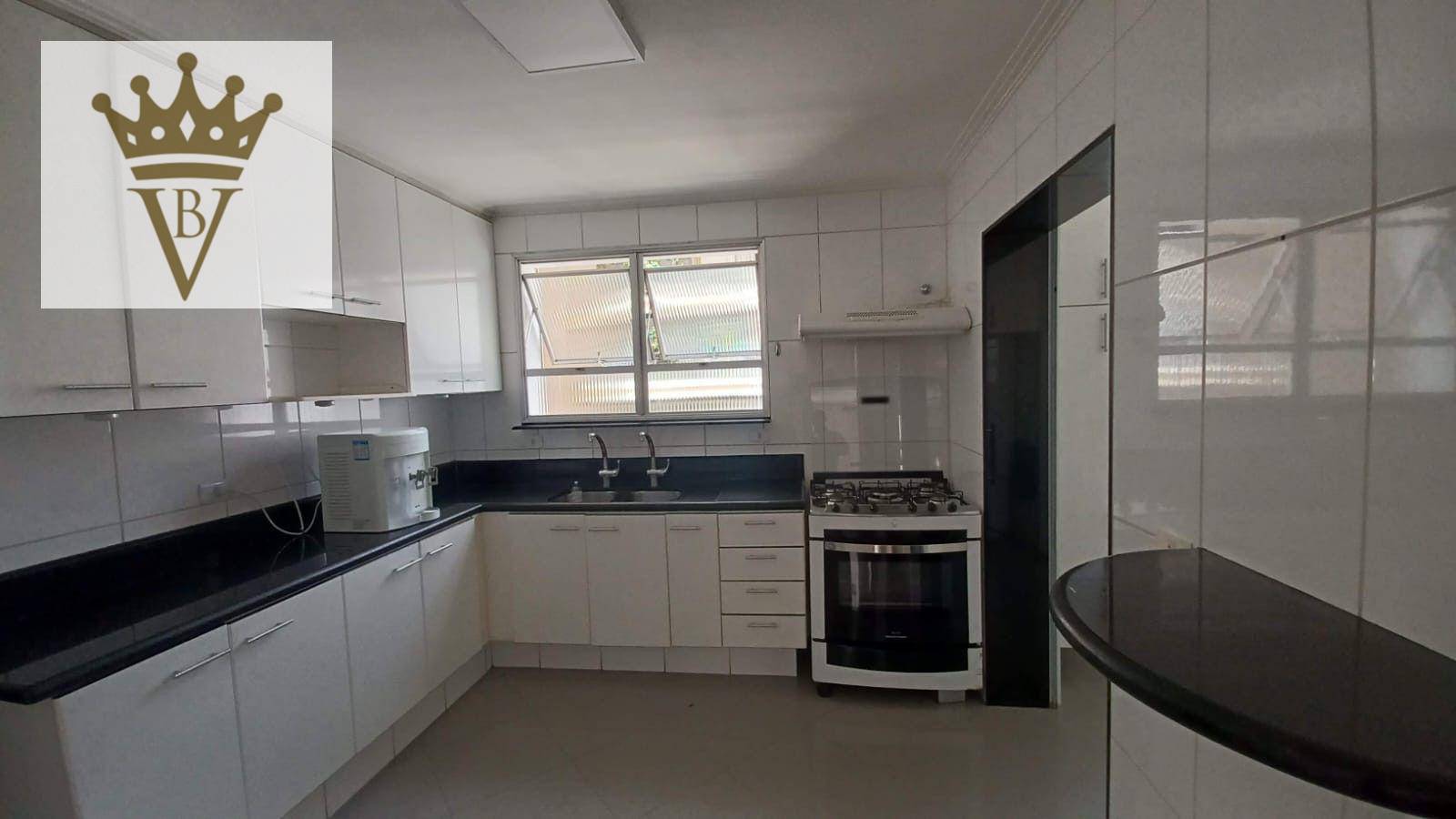 Apartamento à venda com 3 quartos, 105m² - Foto 13