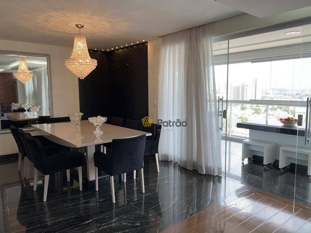 Apartamento à venda com 3 quartos, 227m² - Foto 4