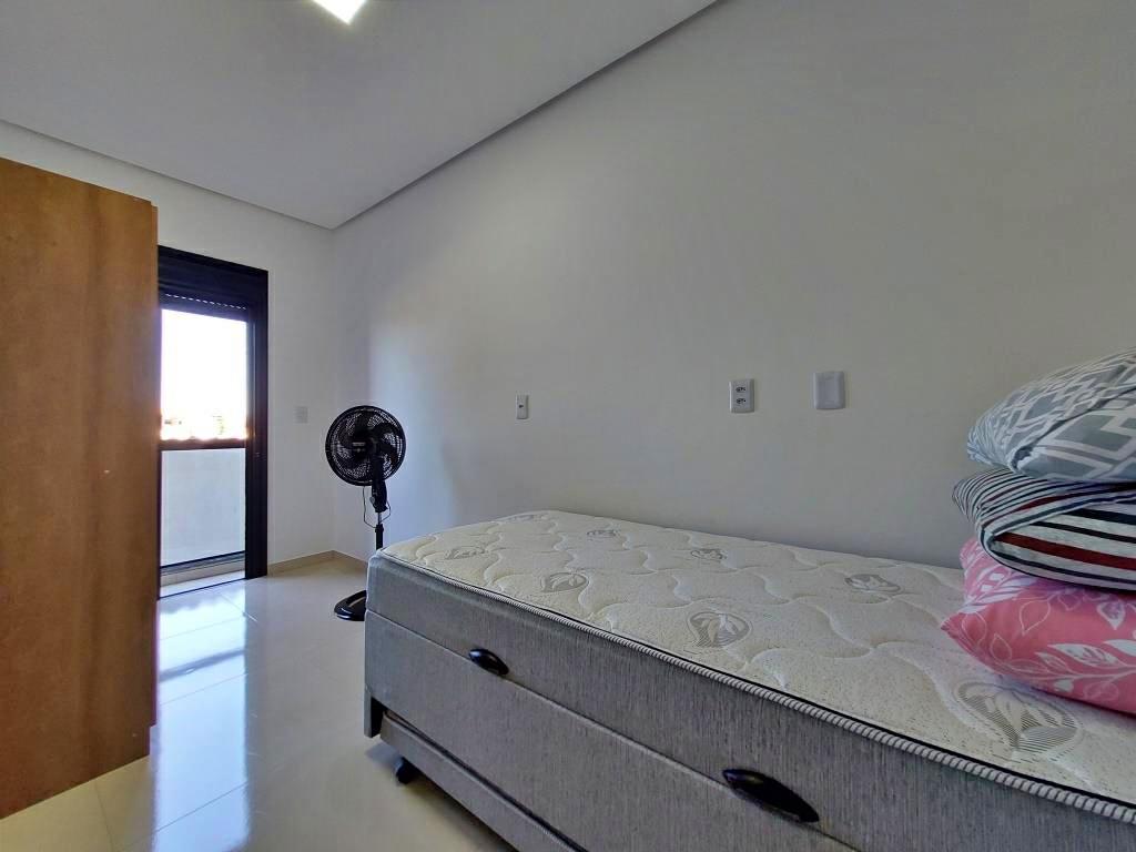 Apartamento à venda com 2 quartos, 64m² - Foto 22