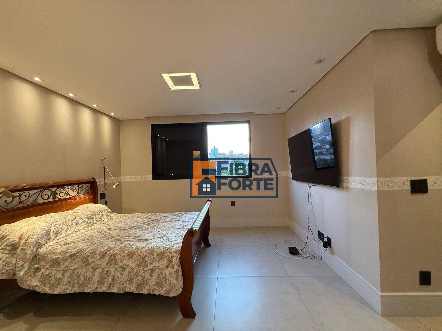 Apartamento à venda com 4 quartos, 256m² - Foto 31