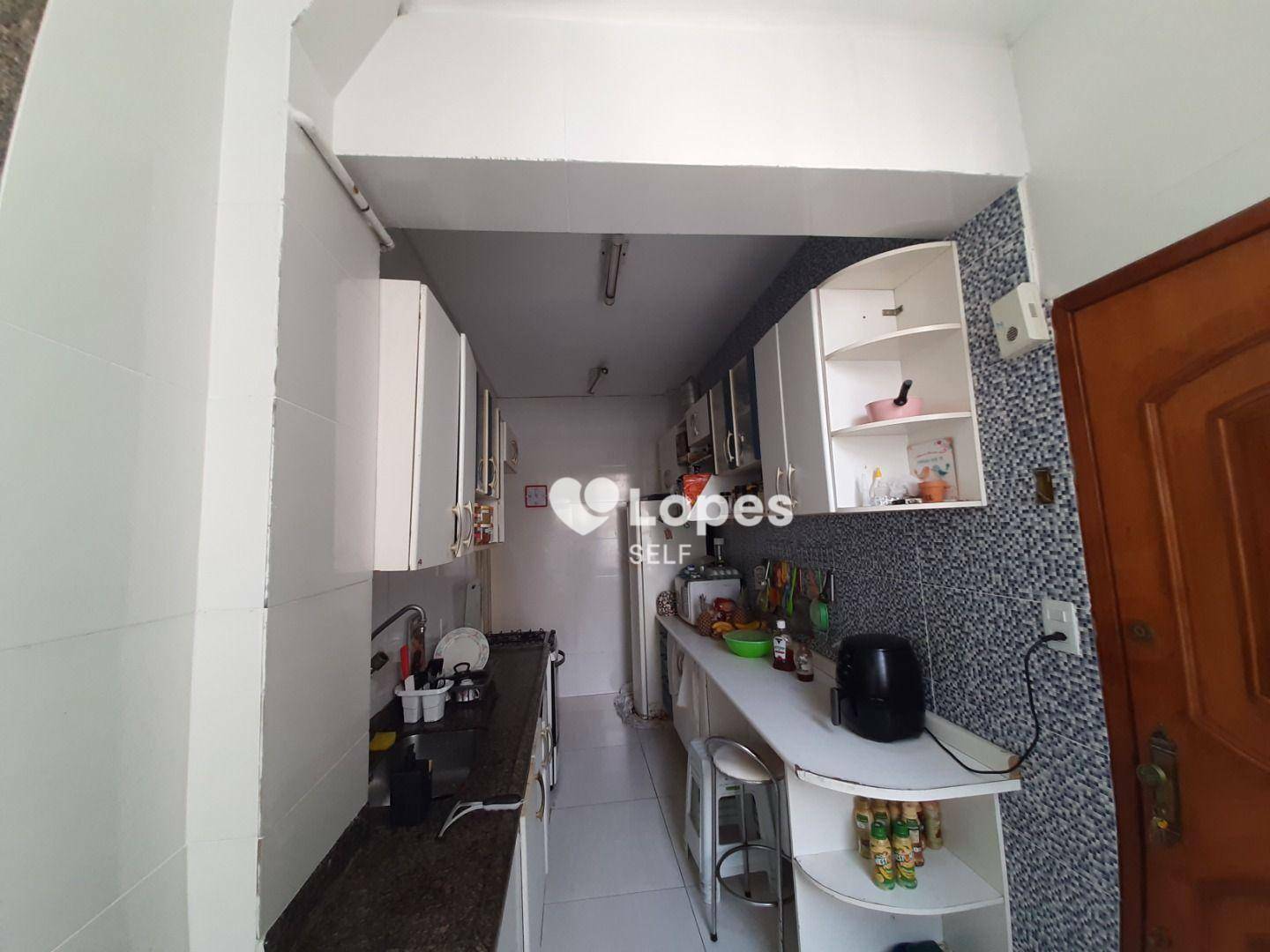 Apartamento à venda com 3 quartos, 90m² - Foto 9