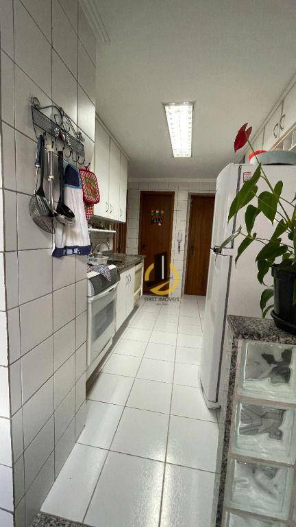 Apartamento à venda com 3 quartos, 105m² - Foto 31