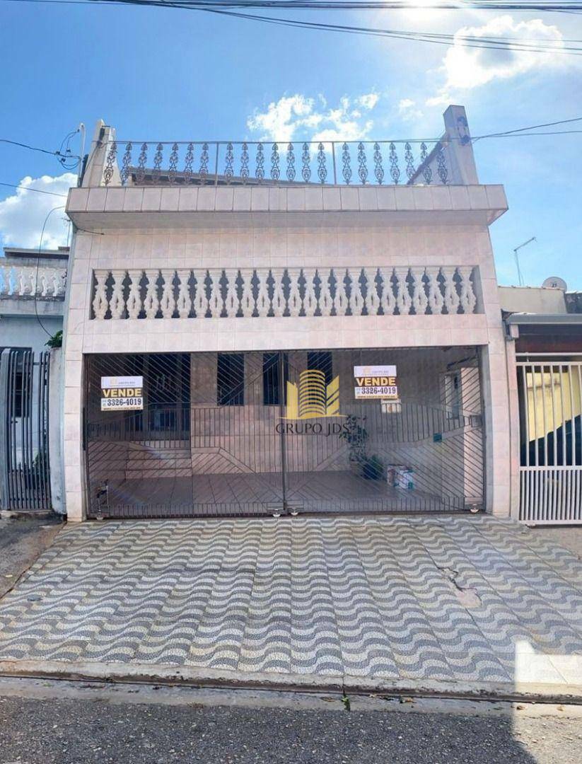 Sobrado à venda com 3 quartos, 198m² - Foto 1