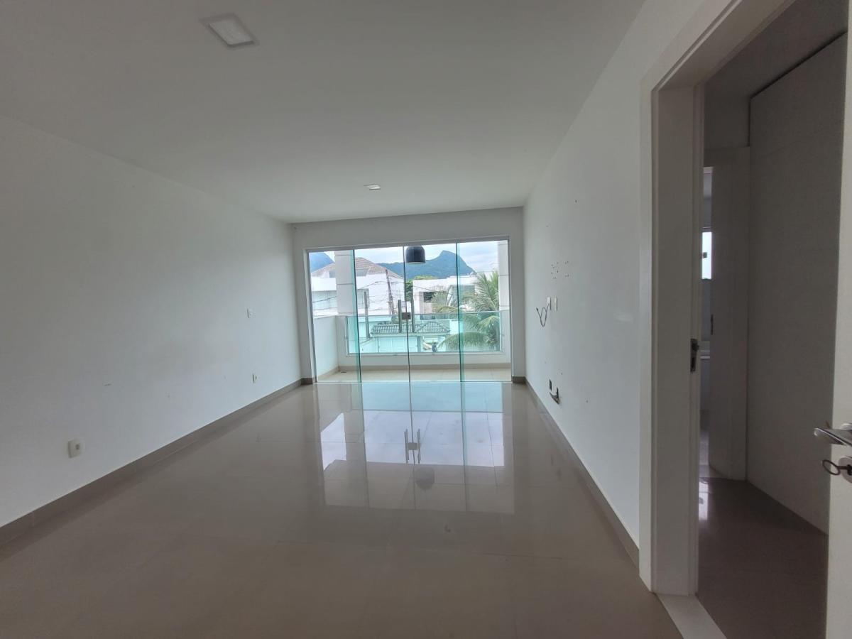 Casa de Condomínio à venda com 4 quartos, 370m² - Foto 27