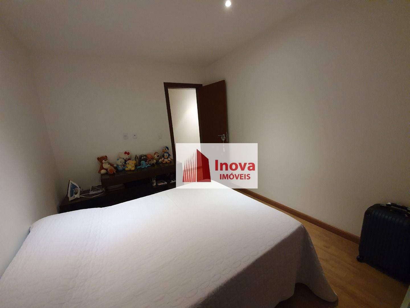 Apartamento à venda com 3 quartos, 140m² - Foto 36