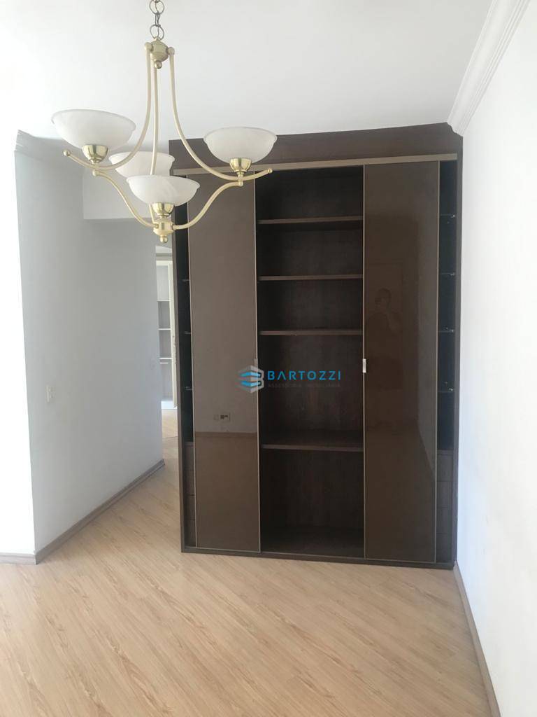 Apartamento à venda com 3 quartos, 78m² - Foto 2